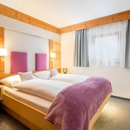 Ferienwohnung Sonnalp, Chalet Edelweiss, Im Allgaeu, Koenigscard 프론텐